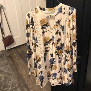 Blu pepper long sleeved flower dress